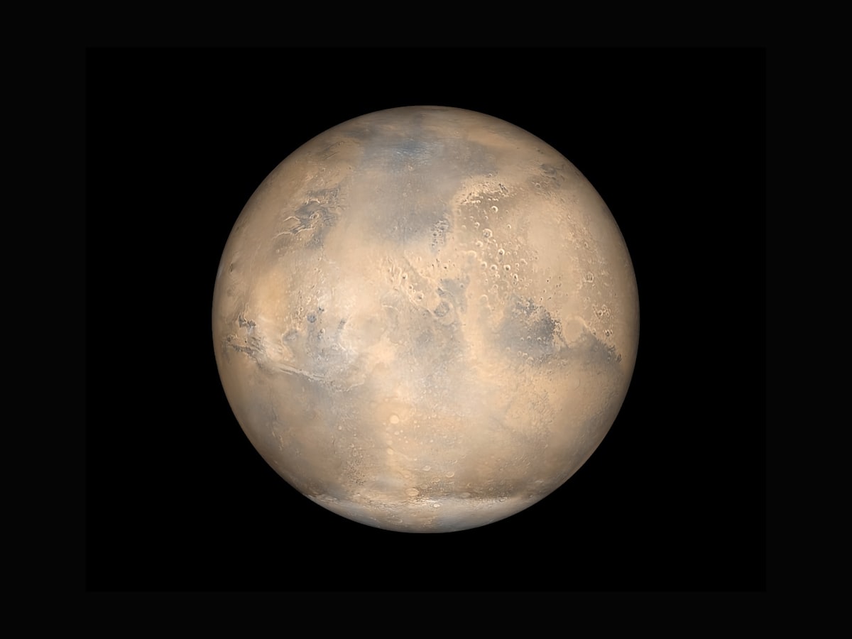 Planetary surface terrain exploring lunar and Martian horizons